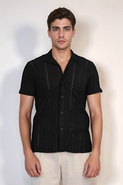 VELVARDE DELİKLİ DÜĞMELİ TSHIRT SİYAH